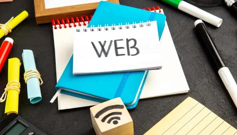 Illustration comparing WordPress and Wix with WordPress highlighted as the preferred choice